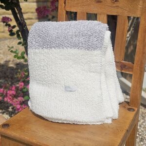 Barefoot Dreams Cozy Chic Throw Blanket  40"x60" Ivory Gray Stripe, Style 619